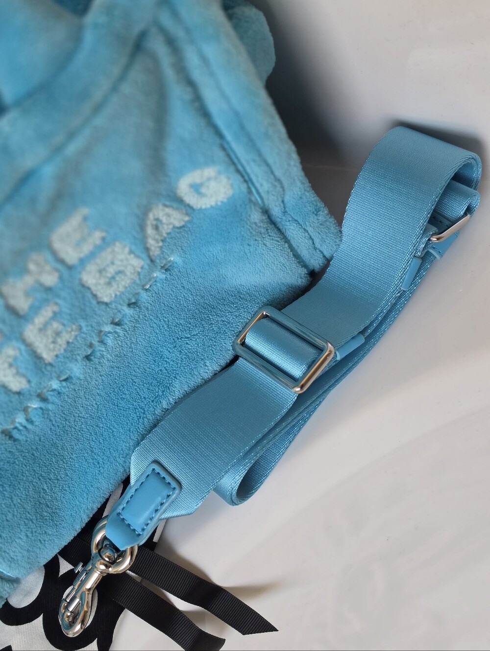 Marc Jacobs Pool Terry Tote - Picture 3 of 16
